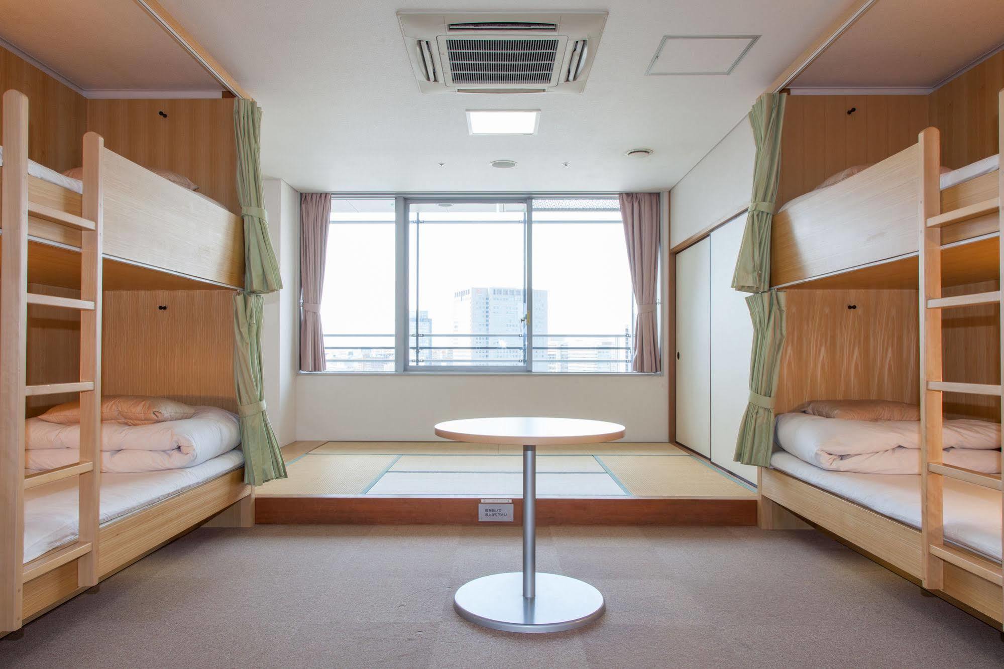 Shin-Osaka Youth Hostel Bagian luar foto